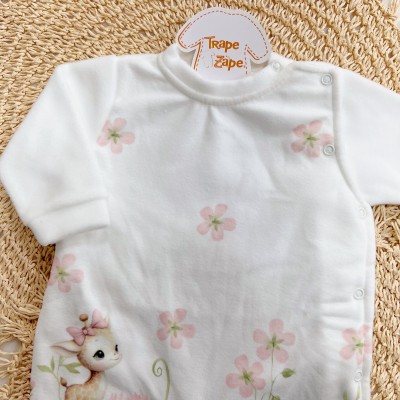 Macacão em Soft Girafinhas com Flores Rosas - Off White